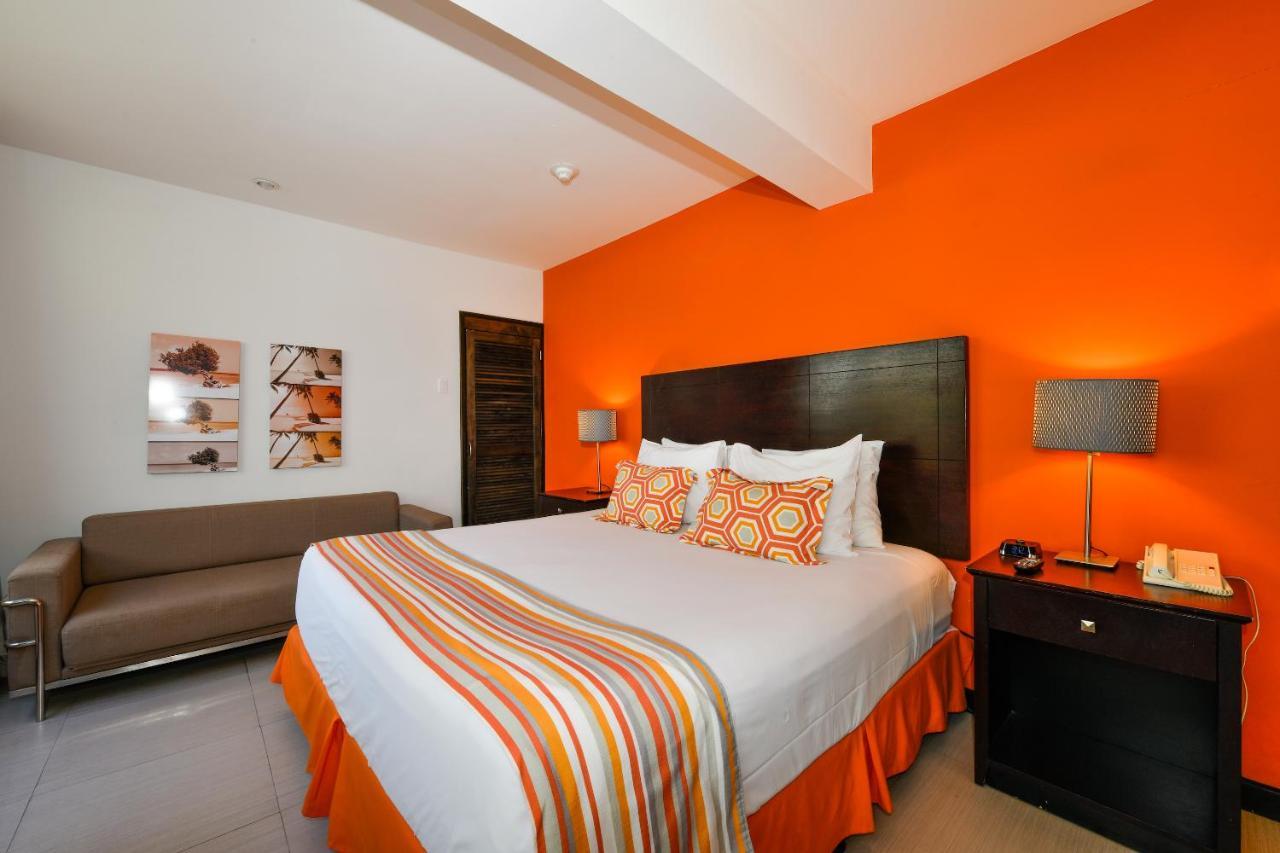 Talk Of The Town Beach Hotel & Beach Club By Gh Hoteles Oranjestad Buitenkant foto
