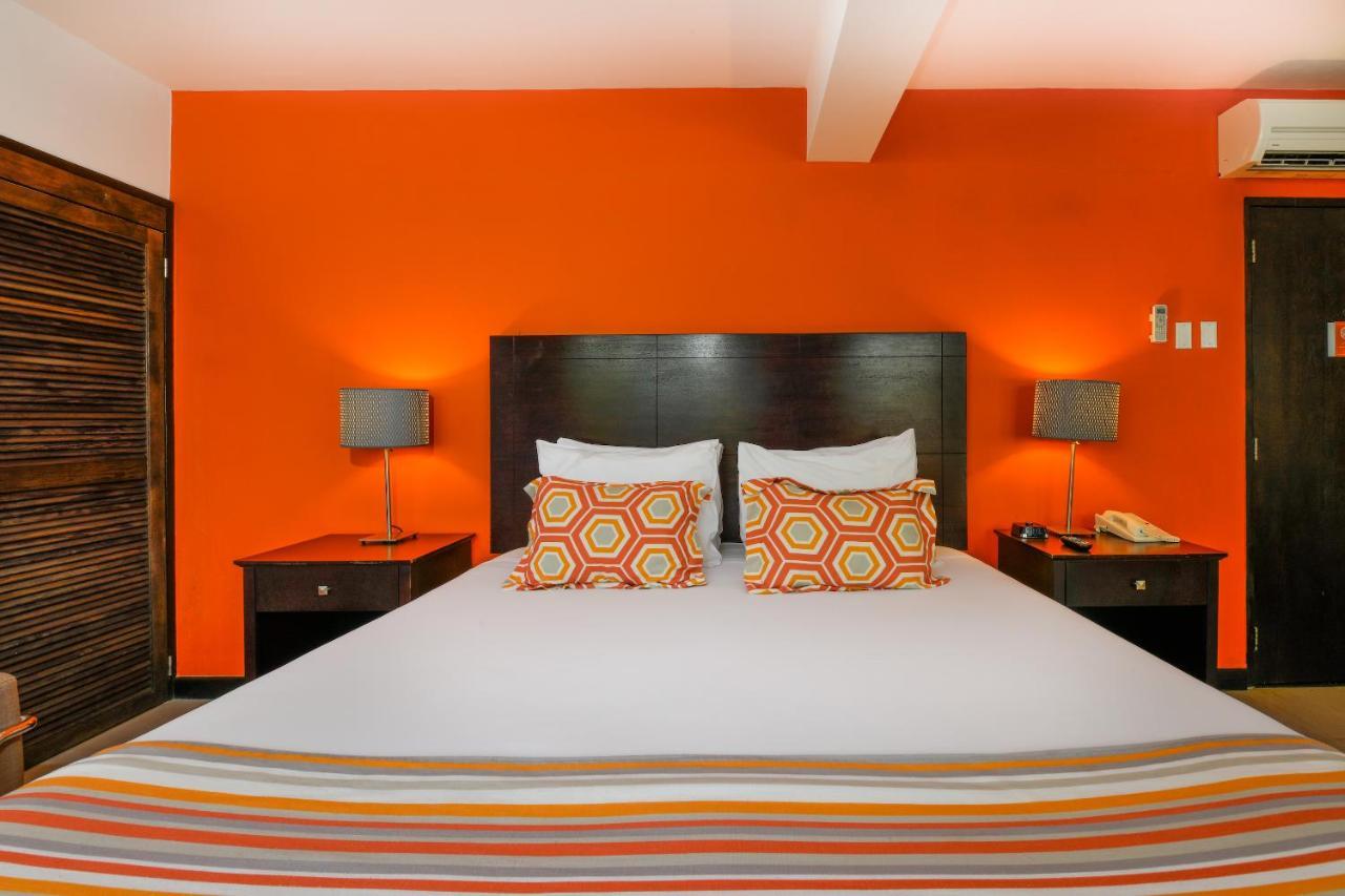 Talk Of The Town Beach Hotel & Beach Club By Gh Hoteles Oranjestad Buitenkant foto