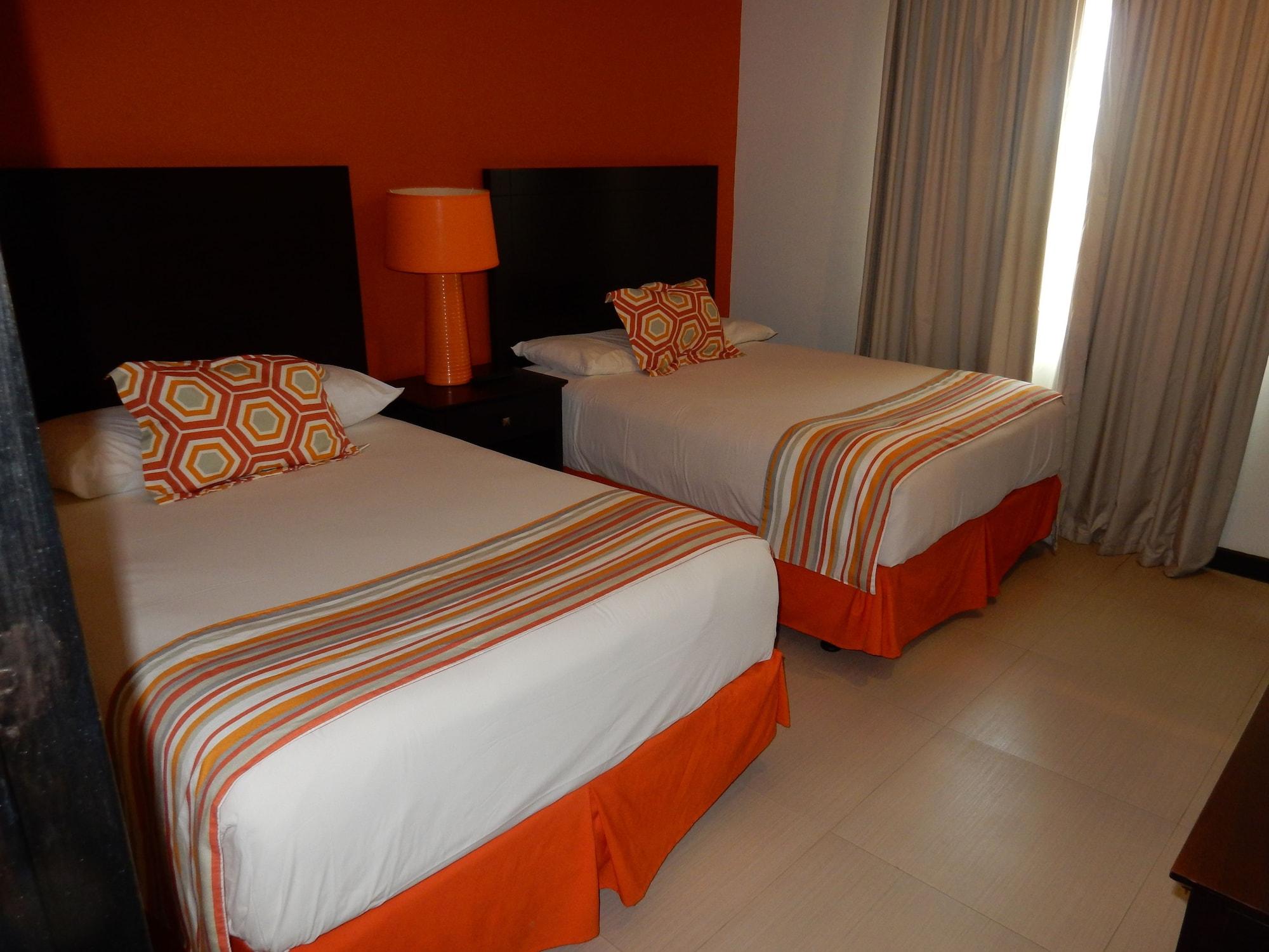 Talk Of The Town Beach Hotel & Beach Club By Gh Hoteles Oranjestad Buitenkant foto