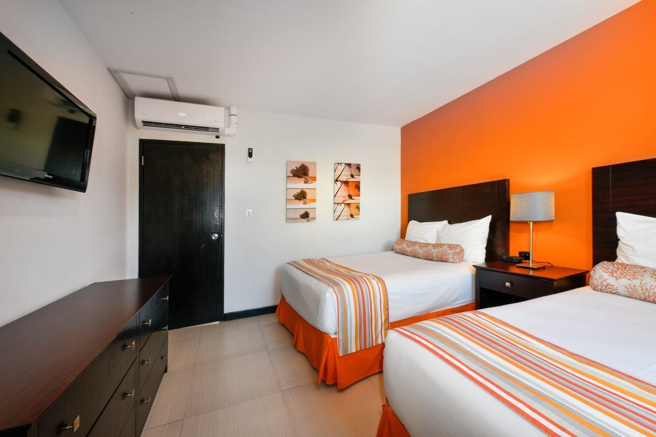 Talk Of The Town Beach Hotel & Beach Club By Gh Hoteles Oranjestad Buitenkant foto